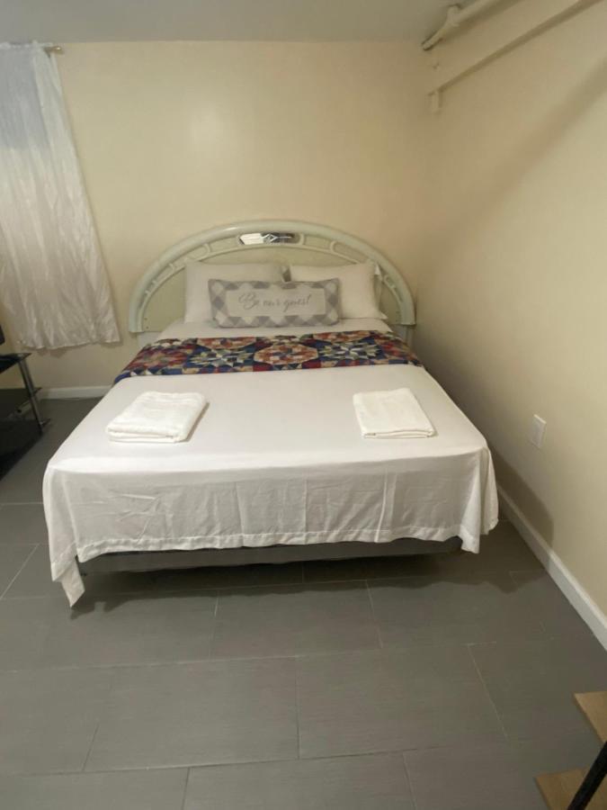 A Delightful Room In Queens New York Exterior foto